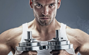 دمبل جلو بازو ایستاده