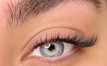 اکستنشن مژه کلاسیک