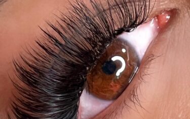 اکستنشن مژه مگاوالیوم